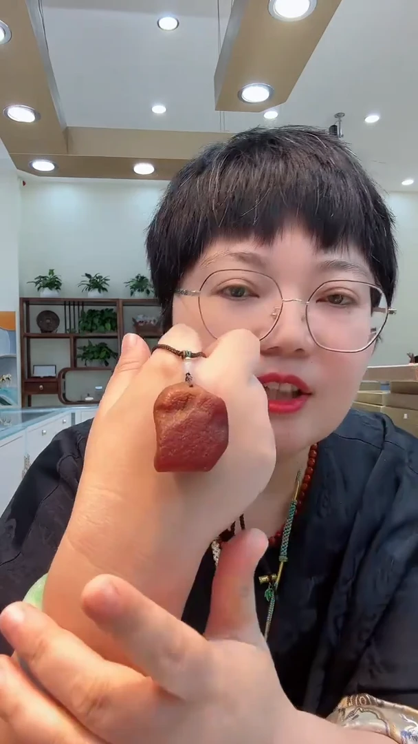 【闪购商品】蜜蜡颈饰未镶嵌吊坠