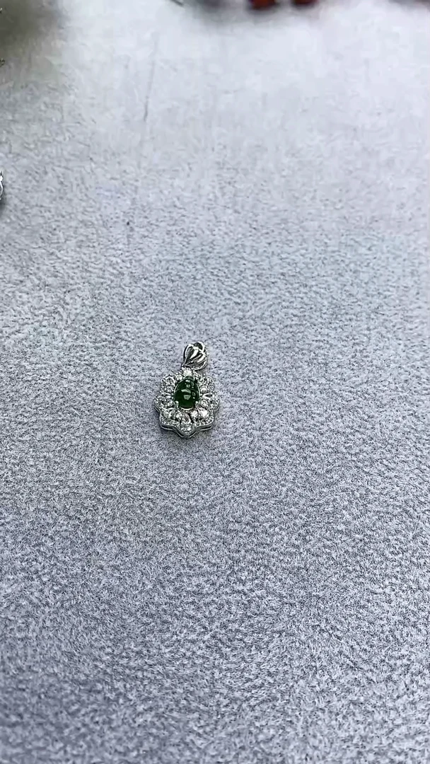 颈饰未镶嵌翡翠翡翠葫芦吊坠