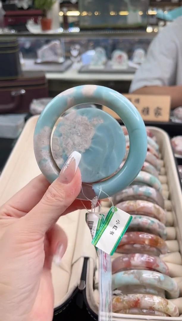 未镶嵌手镯石英质玉尘*丷圈口（赠品镯心）