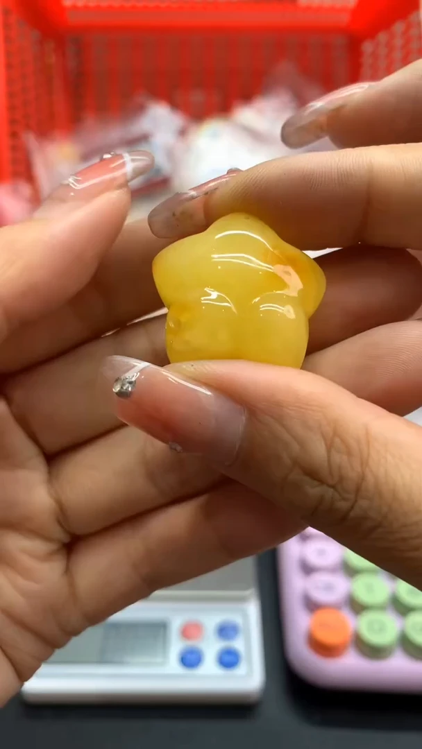 未镶嵌琥珀珠宝奇石367