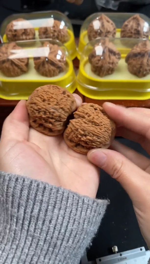 把件文玩核桃南疆石41尺Z925