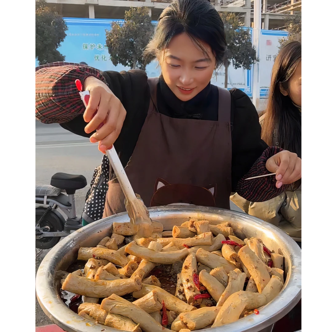 【没有刚出锅的好吃】麻辣素肠，大料卤制，真材实料。（收到货加热）