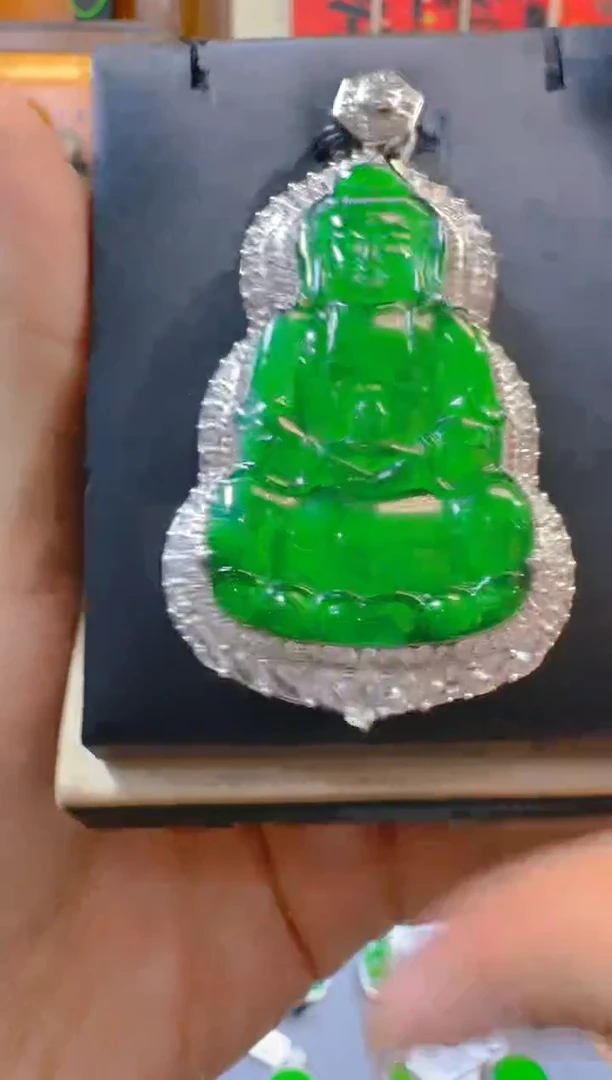 吊坠(赠链)银S925镶嵌翡翠天然A货翡翠