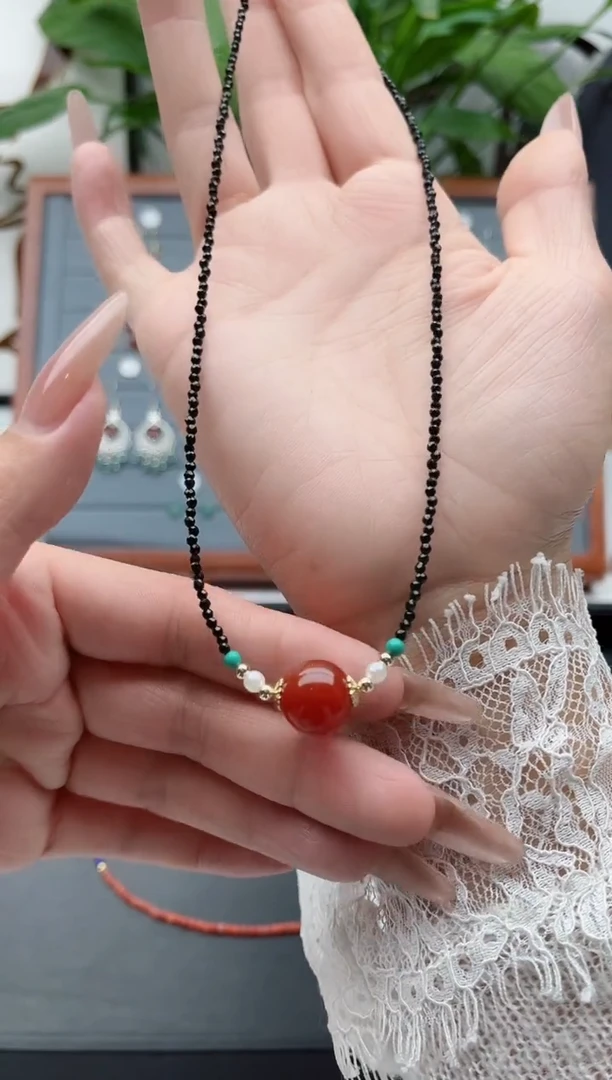 【闪购商品】南红玛瑙颈饰未镶嵌000项链红