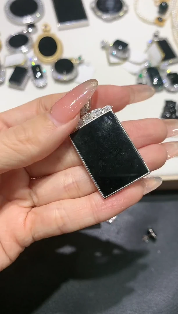 【闪购商品】翡翠吊坠(不含链)银S925镶嵌25多人多样性随机发货1件