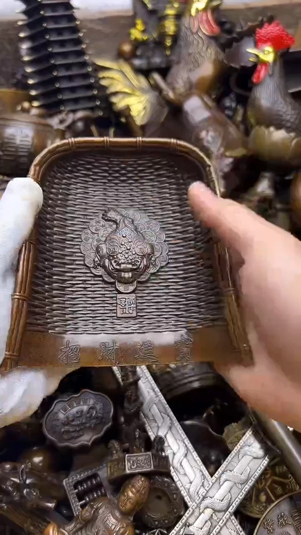 精美铜器，点击即可下单