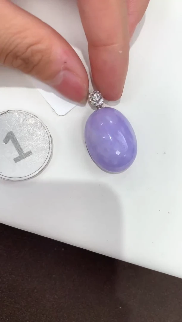 颈饰18K金镶嵌翡翠天然缅甸A货翡翠