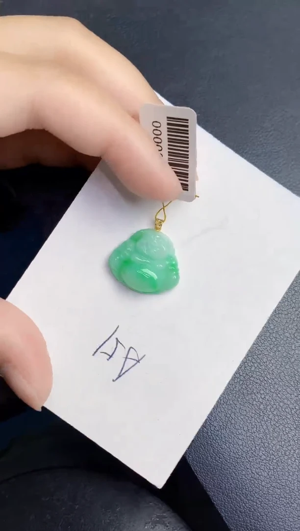 翡翠18K金镶嵌颈饰天然缅甸A货翡翠