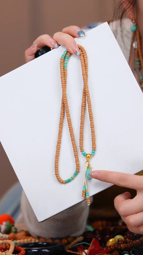 18K金镶嵌绿松石手链1