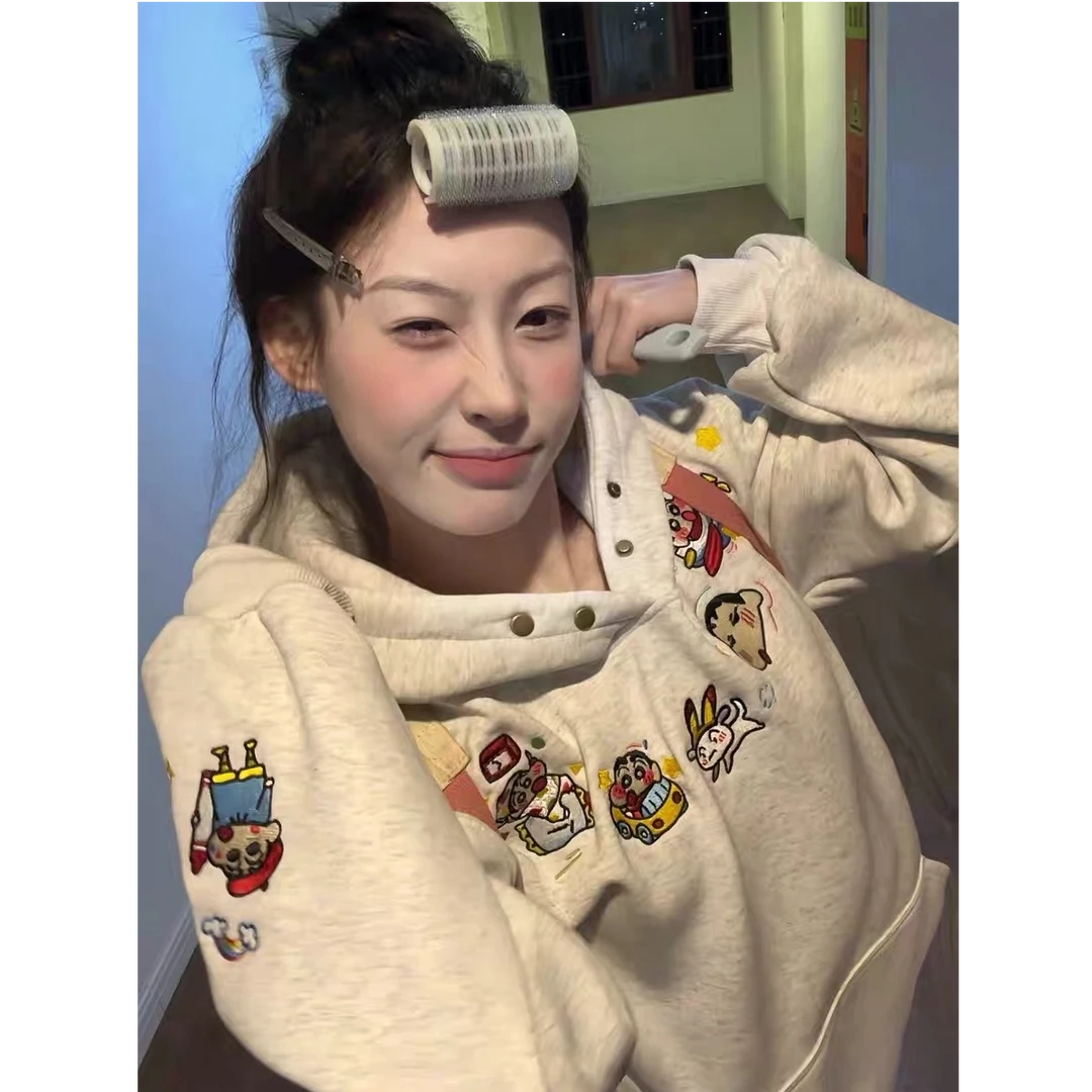 【UBKA】美式复古双纽扣蜡笔小新连帽卫衣女秋冬新款爆款加厚外套潮