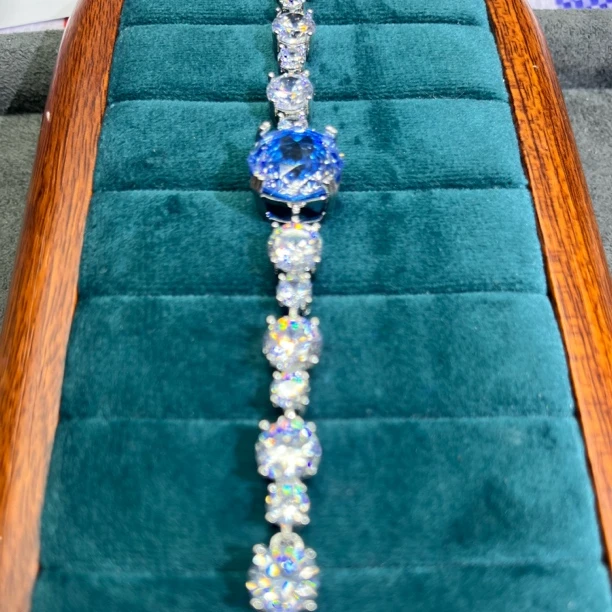 手链～【星光闪耀] 时尚潮流手链～E29