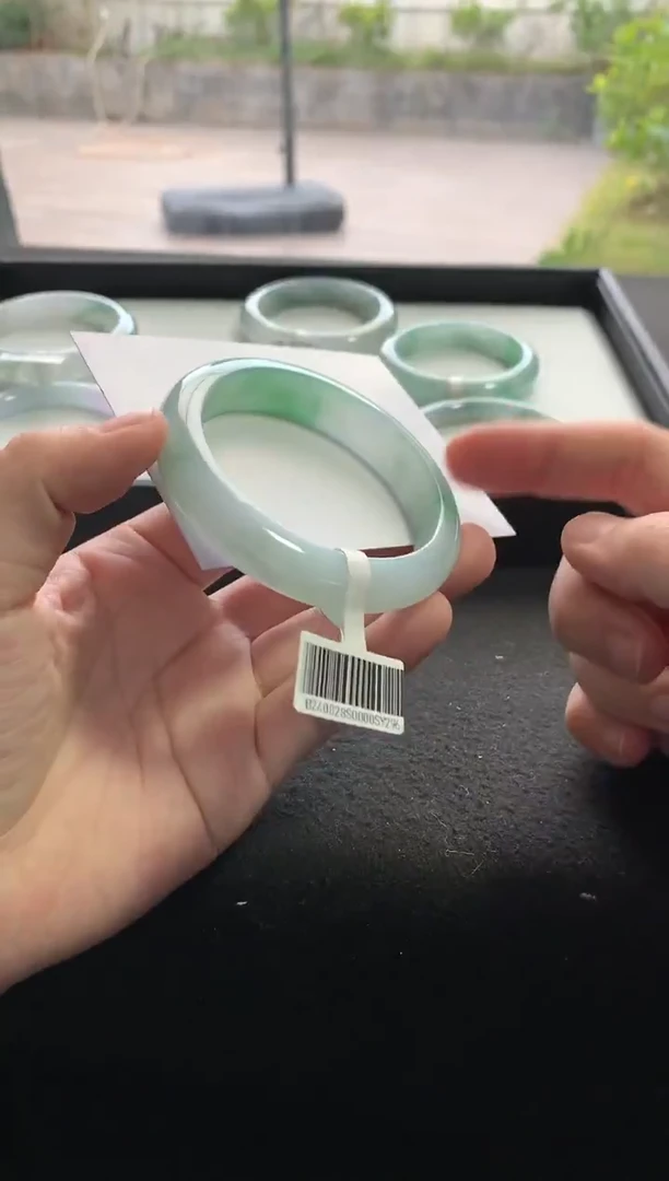 未镶嵌手镯翡翠56正圈Y296买断