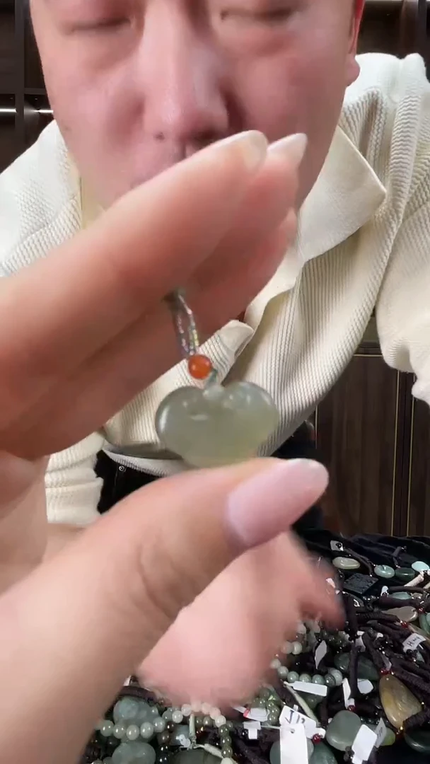 【闪购商品】和田玉颈饰未镶嵌多样性发货，拍一发一