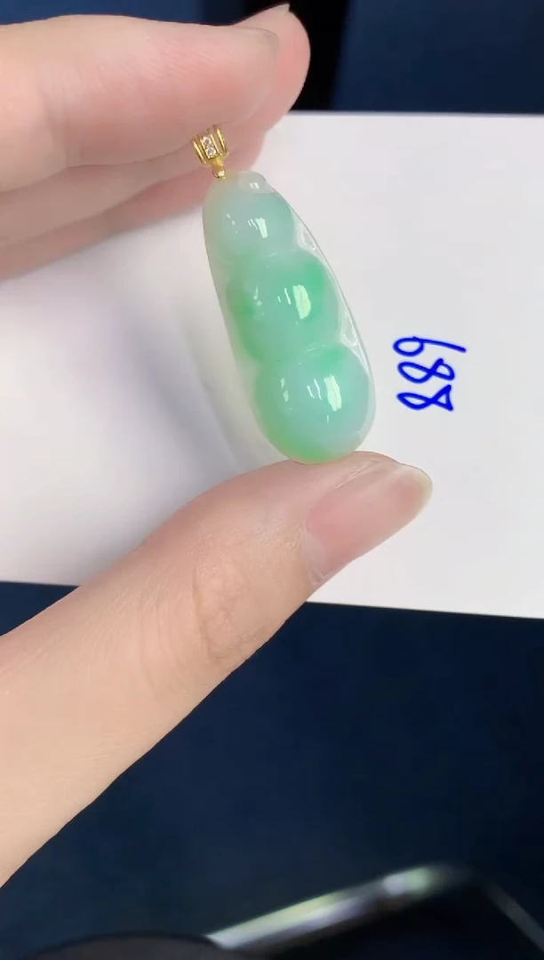 颈饰未镶嵌翡翠天然翡翠缅甸A货