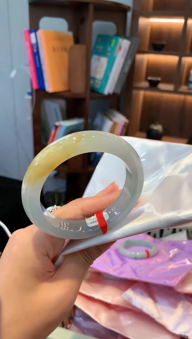 未镶嵌手镯翡翠56