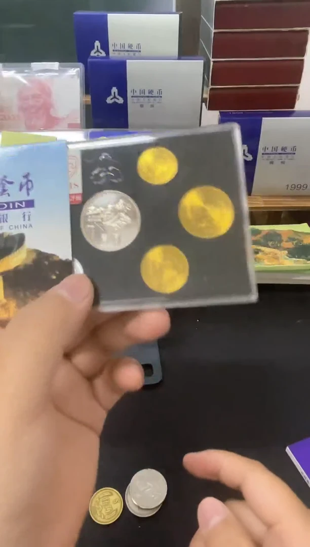 其他普通金属80年长城硬币套装