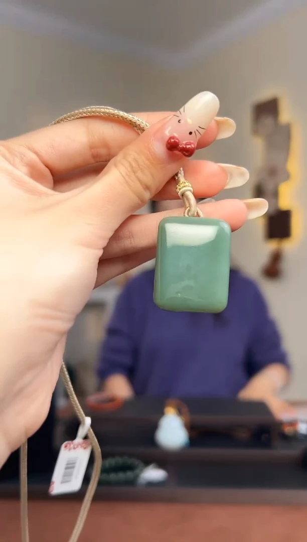 颈饰未镶嵌和田玉30*23*10 S20-