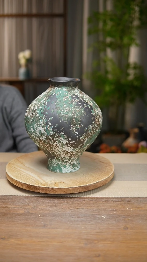 【闪购商品】陶瓷  花器涂鸦绿灯笼