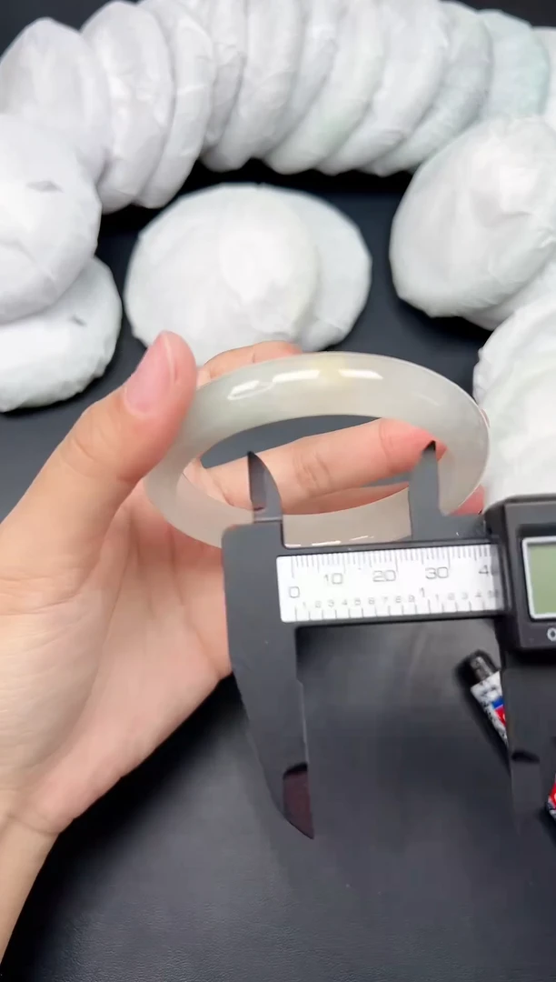 精品手镯，一物一拍P084