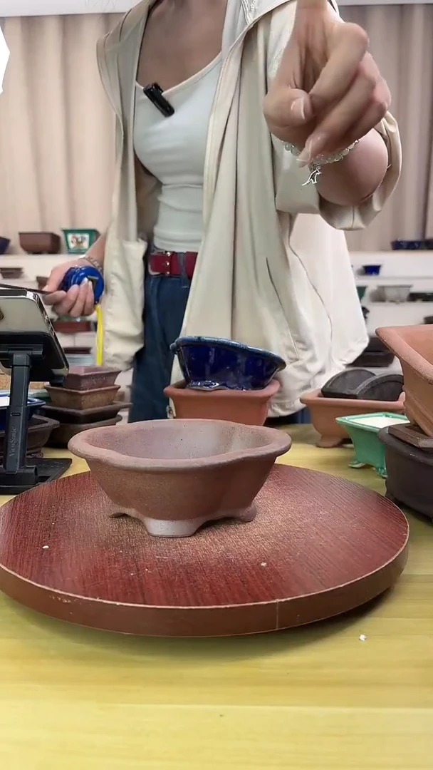 紫砂花盆紫砂花盆  微瑕