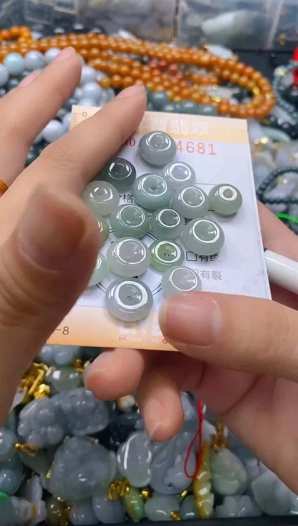 翡翠未镶嵌颈饰闪购0174681多样性发其一
