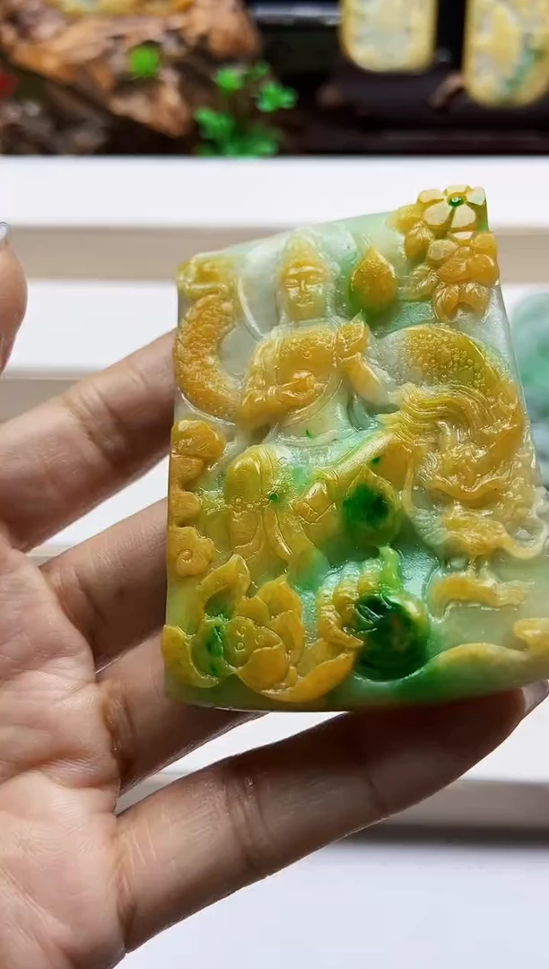 颈饰未镶嵌翡翠翡翠A货