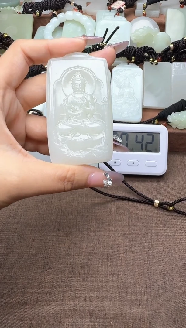 颈饰未镶嵌和田玉1