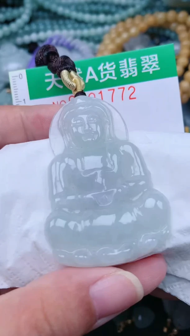 翡翠未镶嵌颈饰.0001772