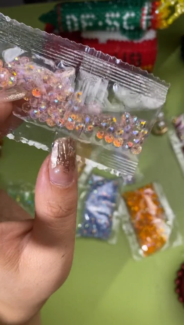 玻璃2759卡4华子100颗粉色