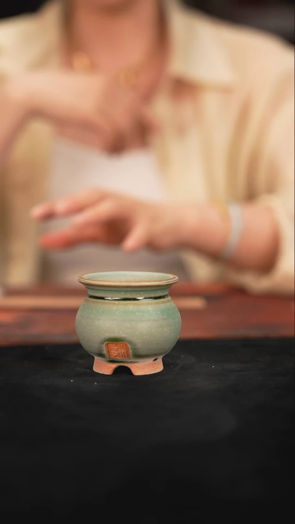 花盆乌卅6-5-010微瑕口径4