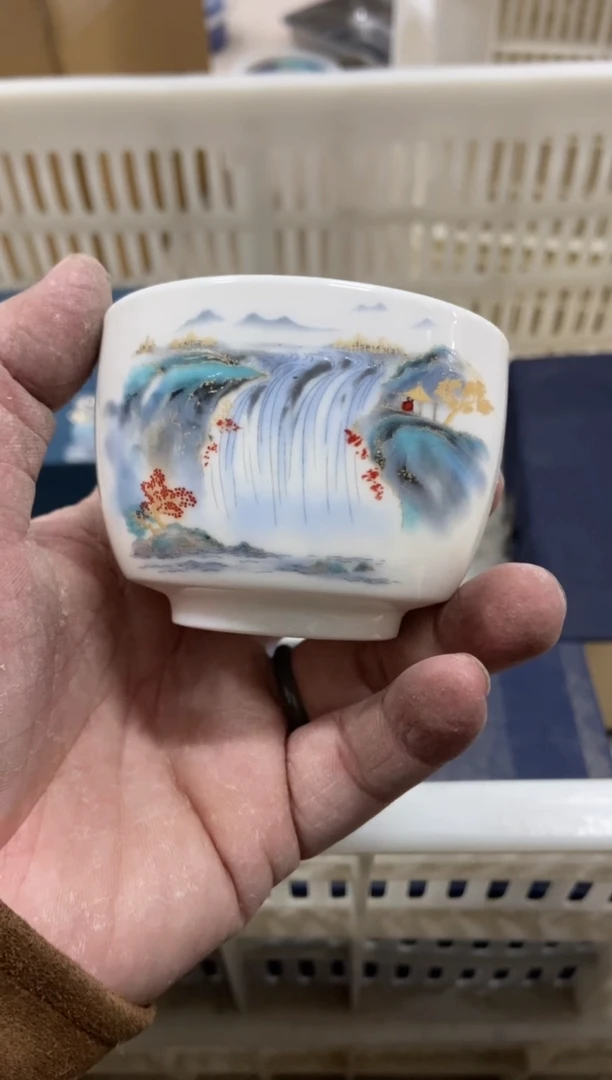 杯子瓷无运费险有瑕疵的摄影的产品有使用过的痕迹有点脏介意勿拍