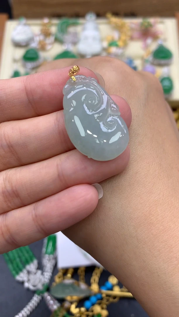 翡翠18K金镶嵌颈饰108-中国好珍宝