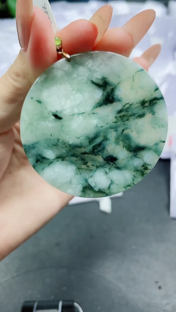 颈饰未镶嵌翡翠翡翠多样性发其一