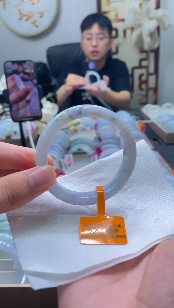 未镶嵌手镯翡翠023-56