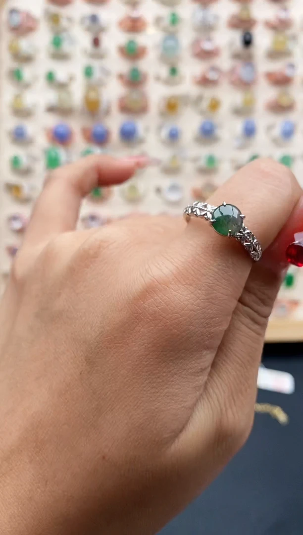 【闪购商品】翡翠戒指银S925镶嵌缅甸天然A货翡翠111  6-10