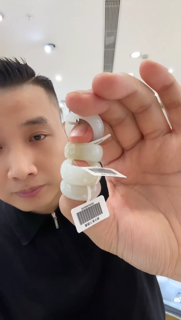 未镶嵌戒圈和田玉062多样发一