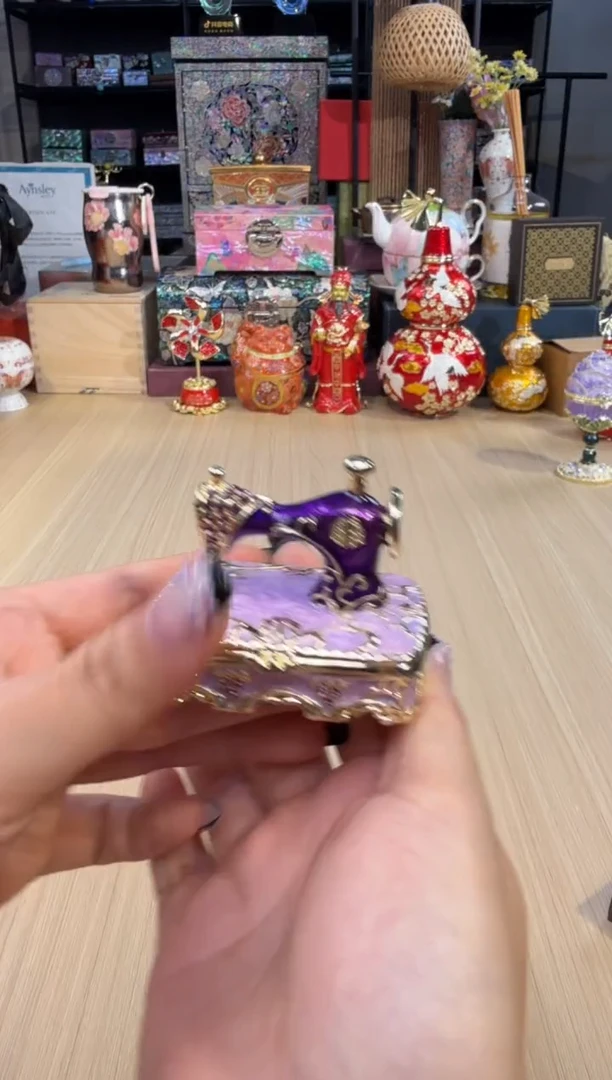 91七宝紫色缝纫机