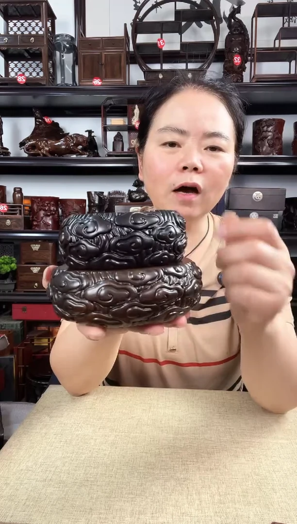 木小+大云纹圆老李红木工艺品