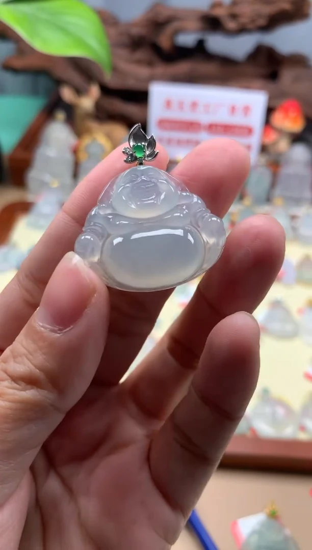 【闪购商品】翡翠颈饰18K金镶嵌佛公