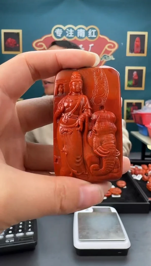 【闪购商品】南红玛瑙雕刻未镶嵌100ZB0223产品一个