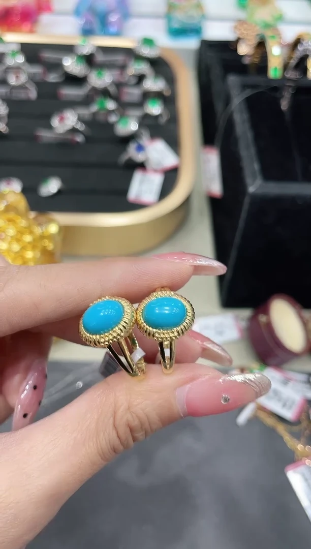 绿松石18K金镶嵌戒指多样性发其一