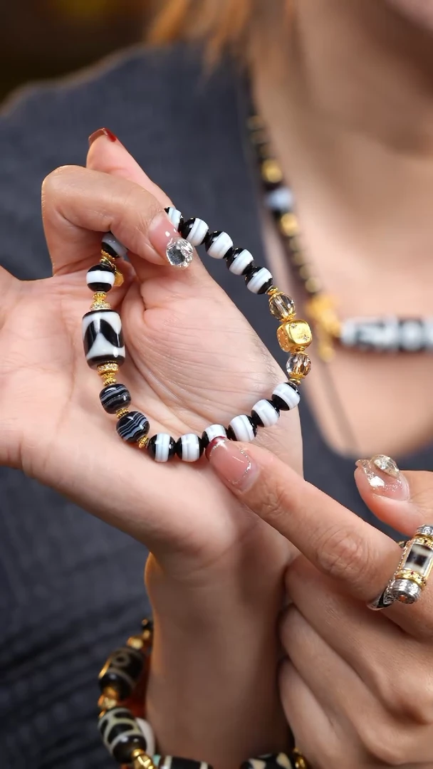 【闪购商品】玛瑙/玉髓手串未镶嵌S51934多样性发一牙牙药师手串