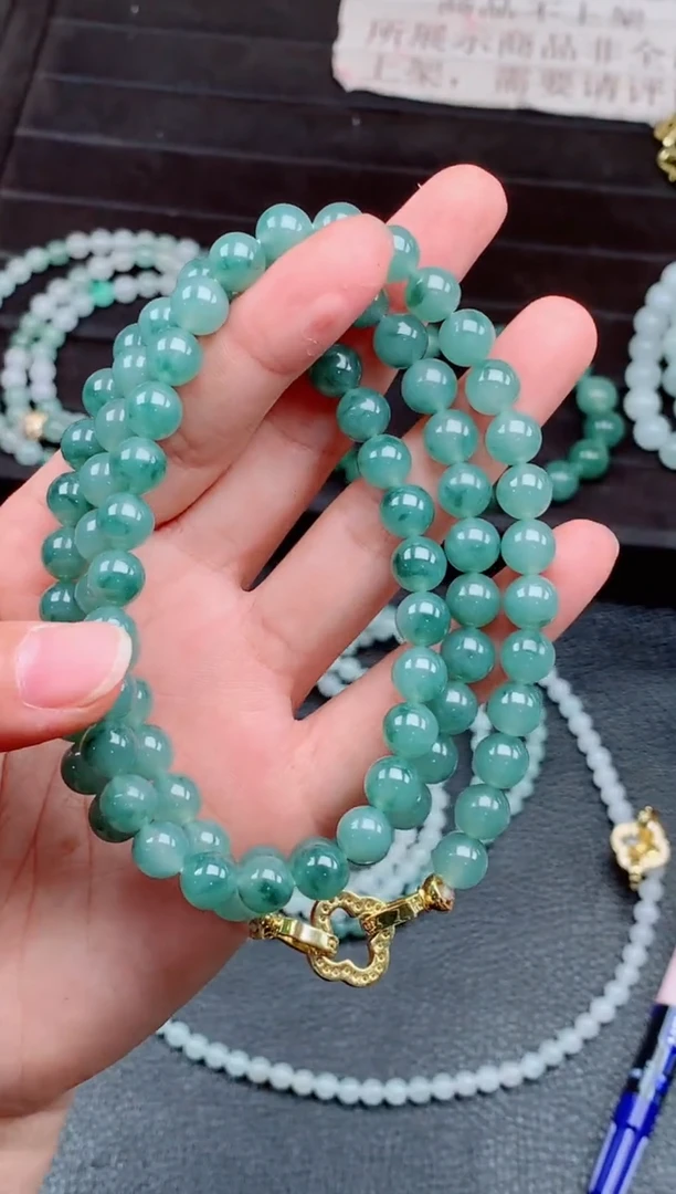 未镶嵌定制翡翠毛货需精细抛光，拍一发一