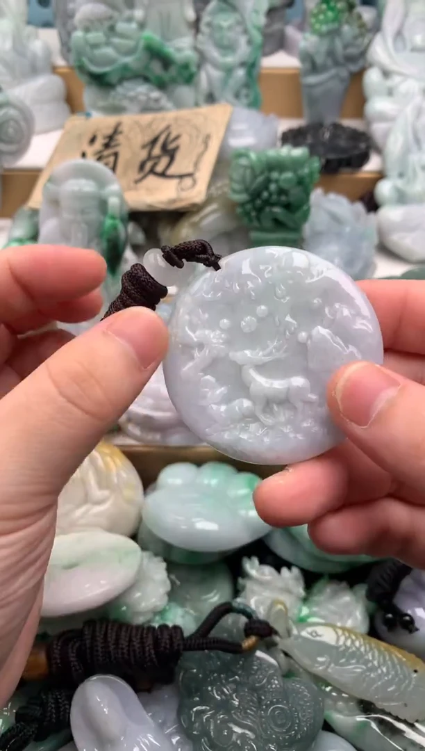 吊坠(不含链)未镶嵌翡翠1