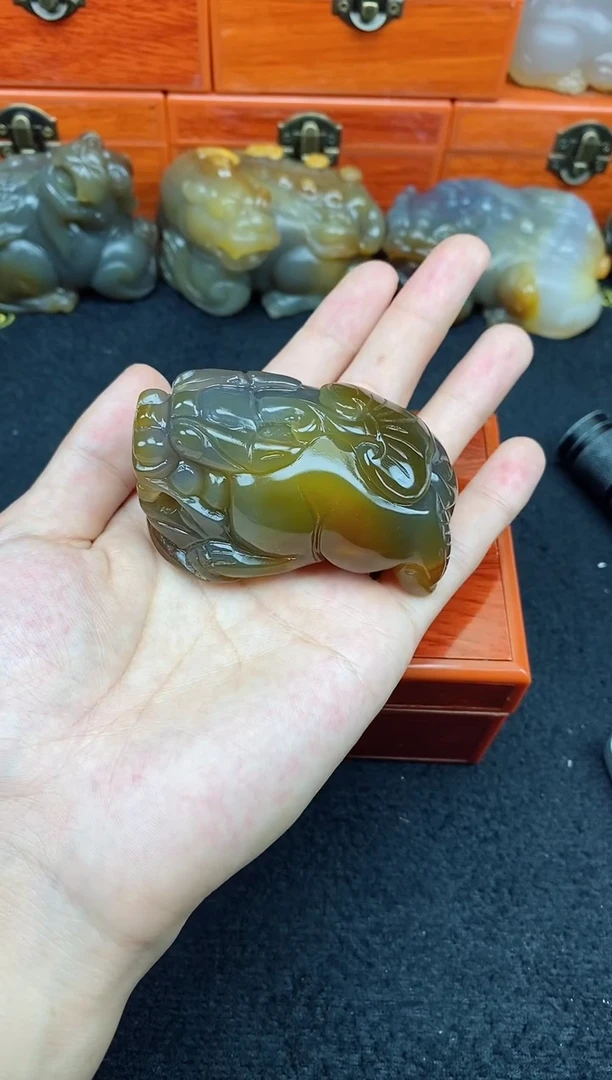 未镶嵌玛瑙/玉髓珠宝奇石重**鹰0