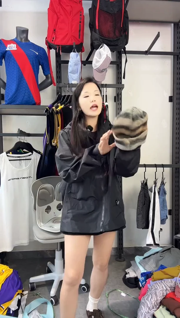 440编码 瑕疵款直播间过款为准 尺码