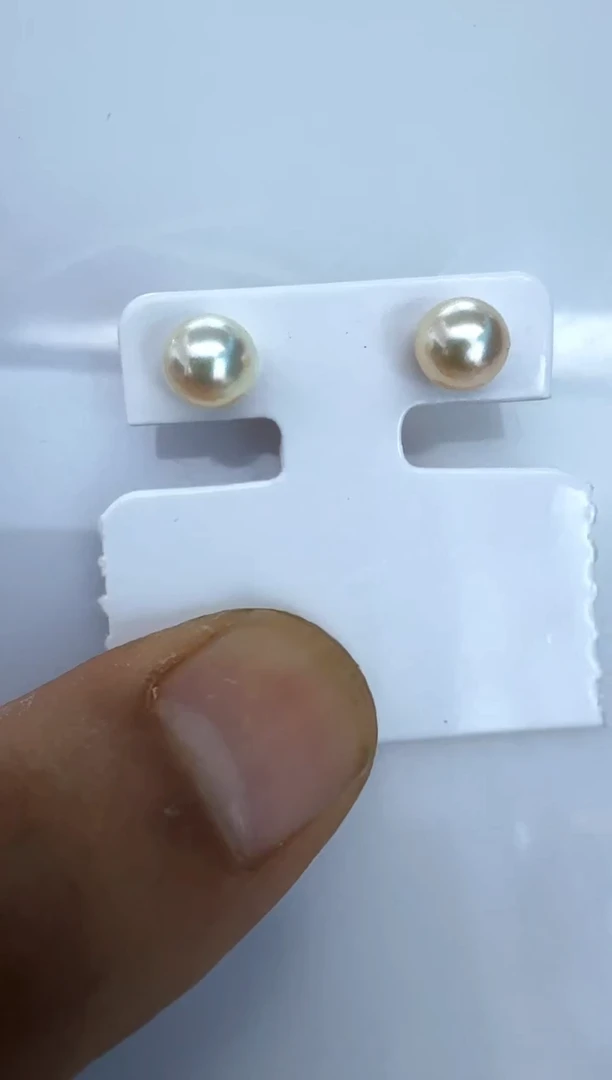 银S925镶嵌海水珍珠耳饰耳钉