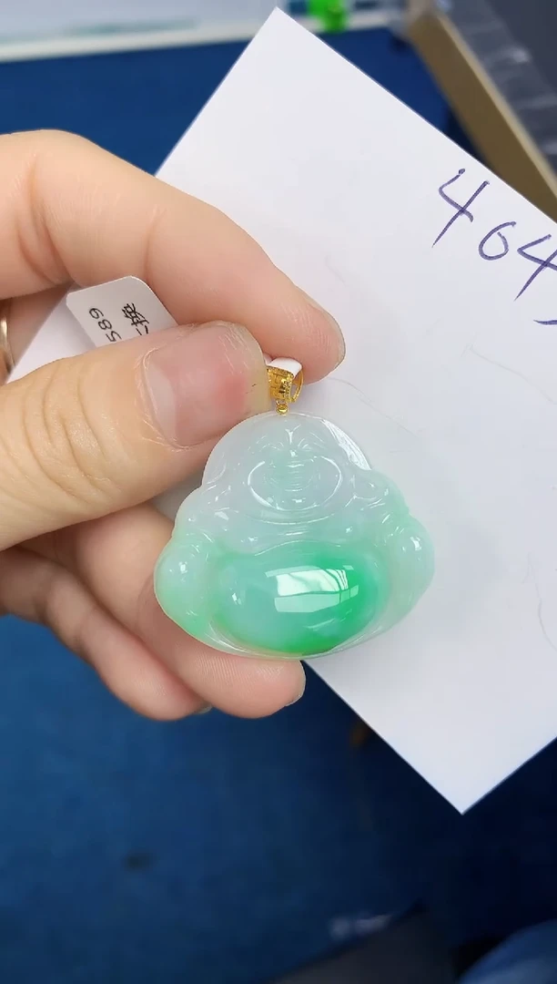 翡翠18K金镶嵌颈饰天然缅甸翡翠A货