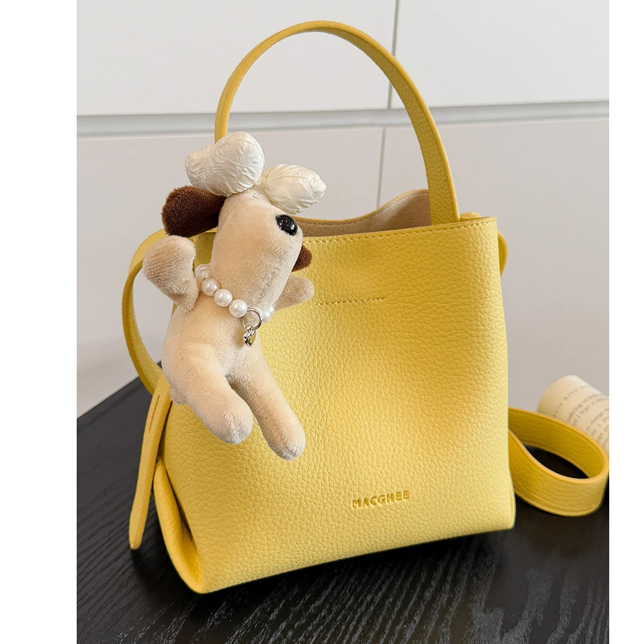 春日赞歌～～网红爆款质感手提水桶包黄色洋气版女士包包