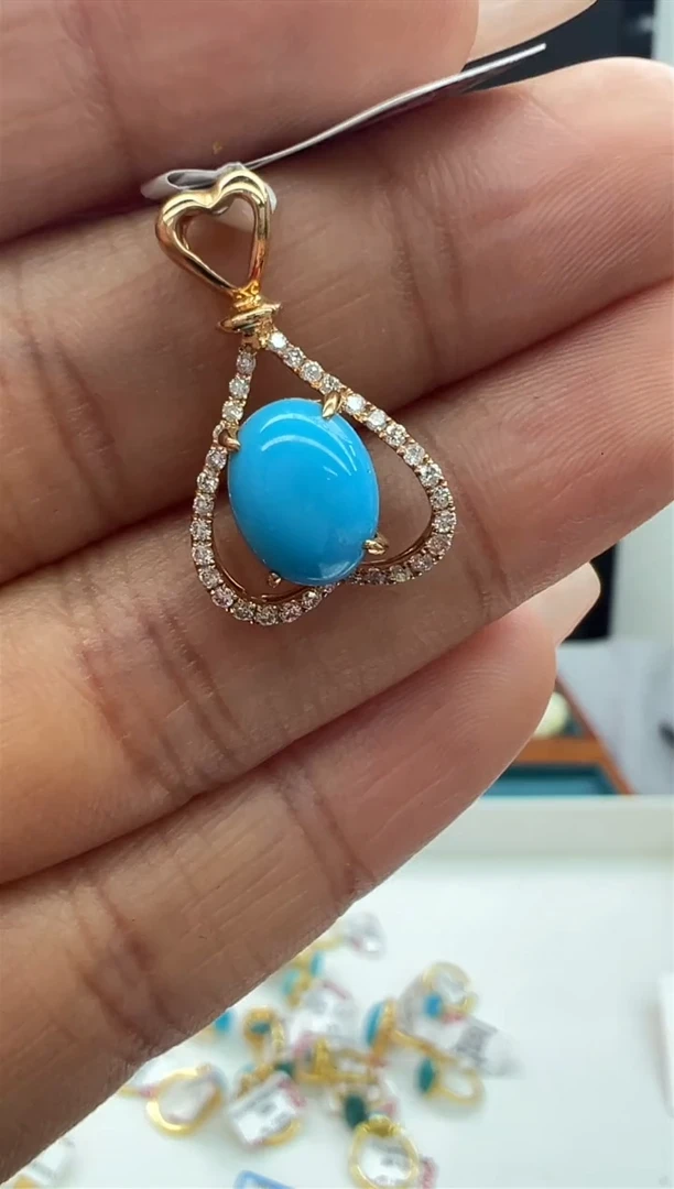 【闪购商品】绿松石颈饰18K金镶嵌118秒拍号